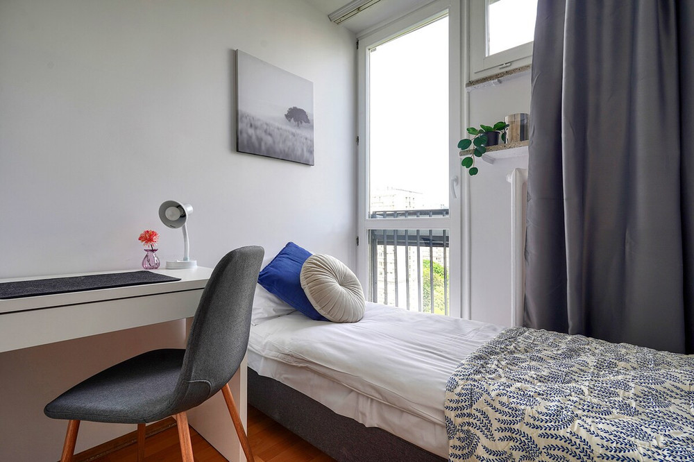 Blue cozy room preview