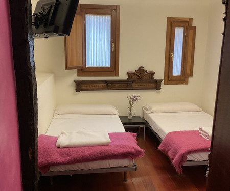 Room 4 in Coliving Sojuela Joven