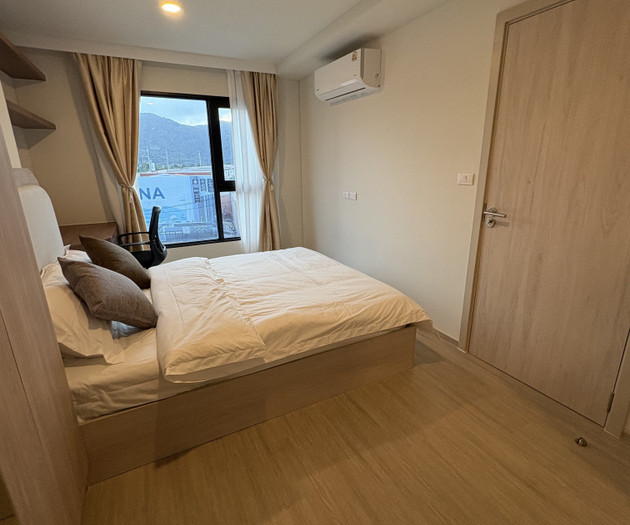 Modern Brand New 2 Bedrooms Condo at quiet corner