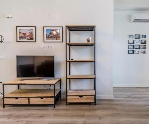 STUNNING 2-BEDROOM APARTMENT IN RUSSAFA · SEASONAL