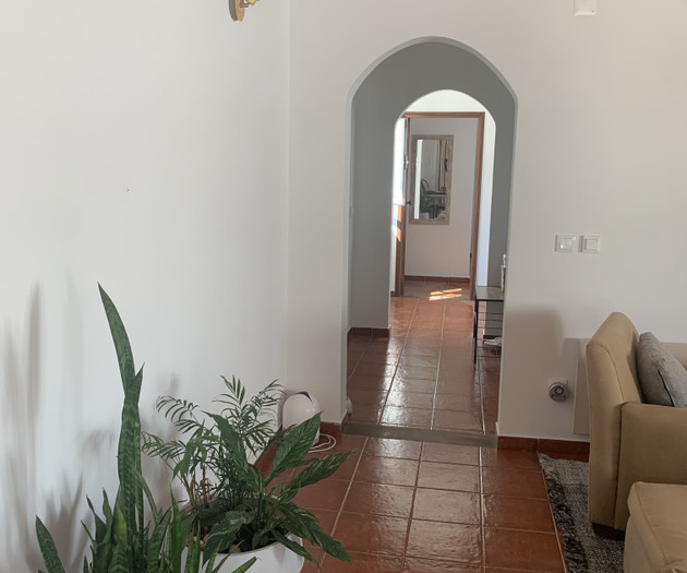 Furnished 1-Bedroom Retreat Near Óbidos | All-Incl