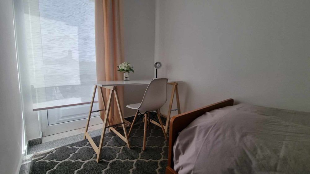 Luminous single bedroom next to Montijo BusStation preview