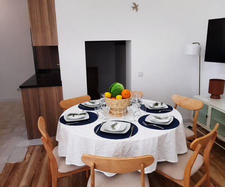 Apartment with patio in the center of Faro