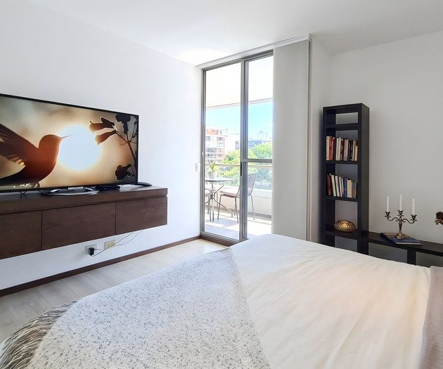 Premium Executive Apartment with Hotel Services In