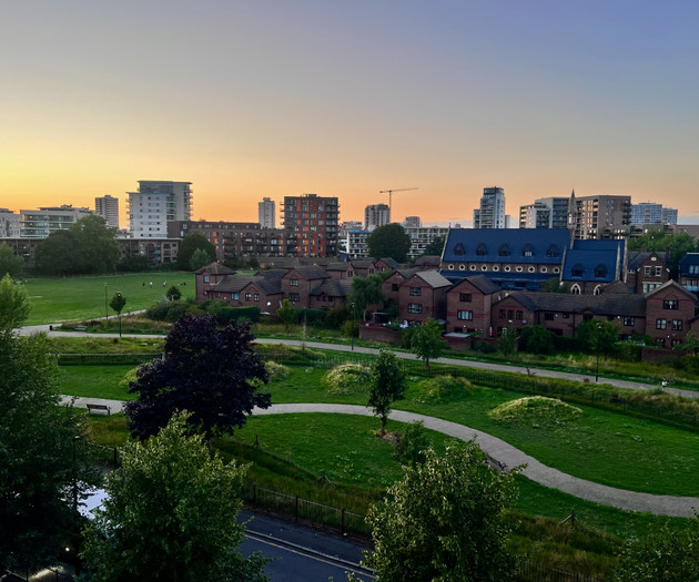 Spacious 2 Bed/2 Bath Canary Wharf | Gym & Parking