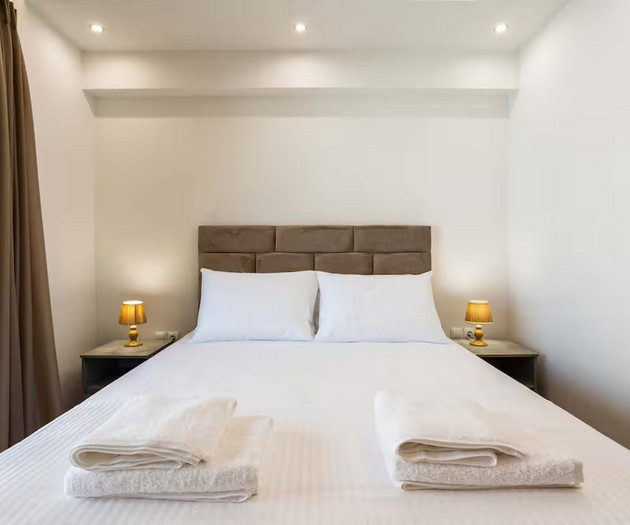 Modern Flat with Private Parking & Huge Terrace