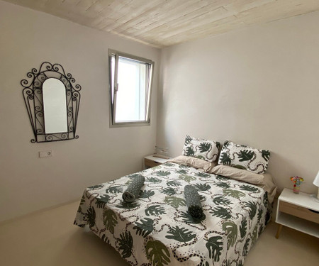 Cozy Apart in Conil City Center 3 mn walk to Beach