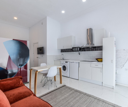 Cozy apartment for 2 very close to Atocha.