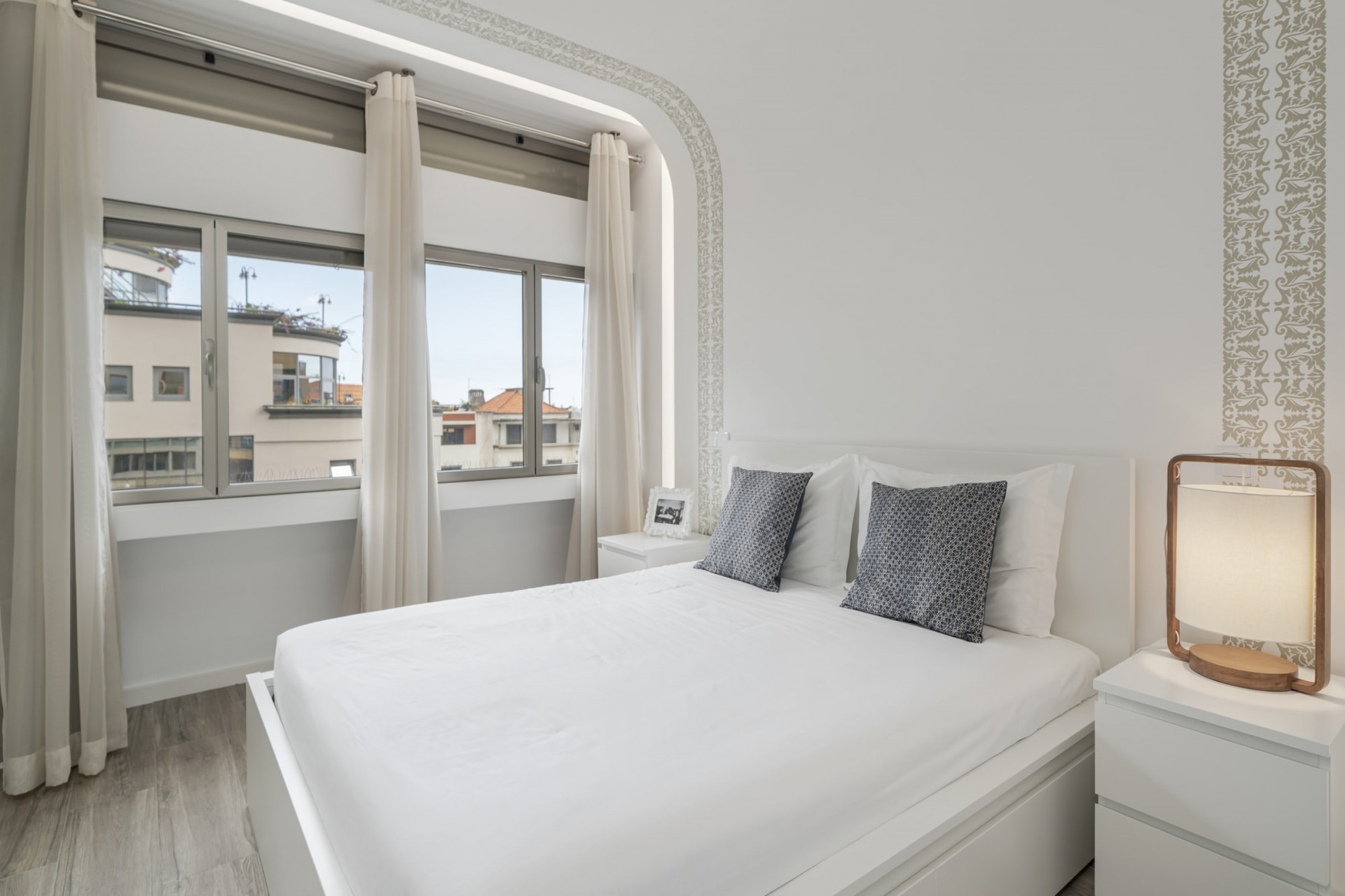 Bedroom with double bed
