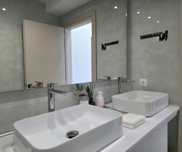 TT Luxury Homes | Apollo – 2BR Super Central Apt