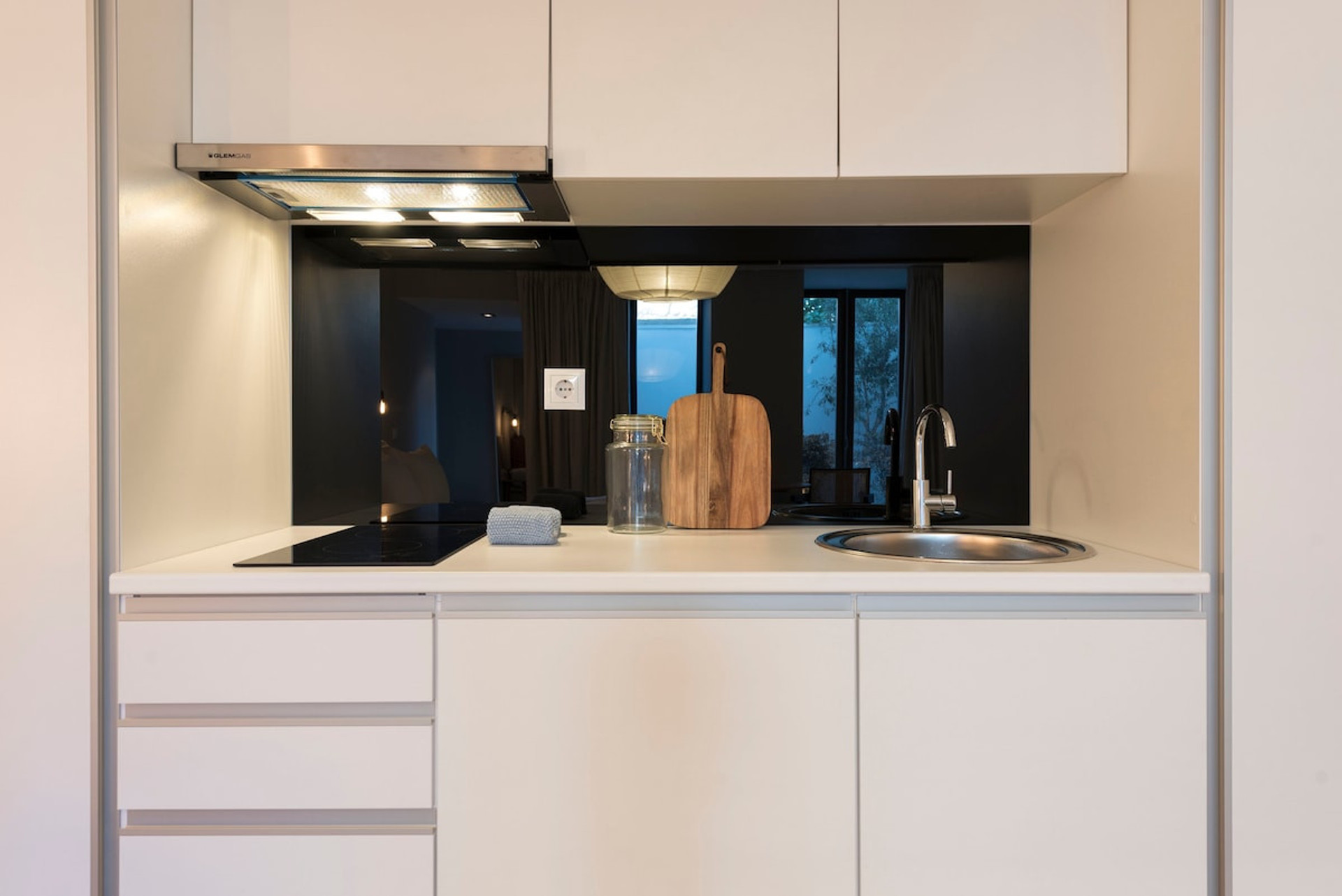 Kitchenette image 1