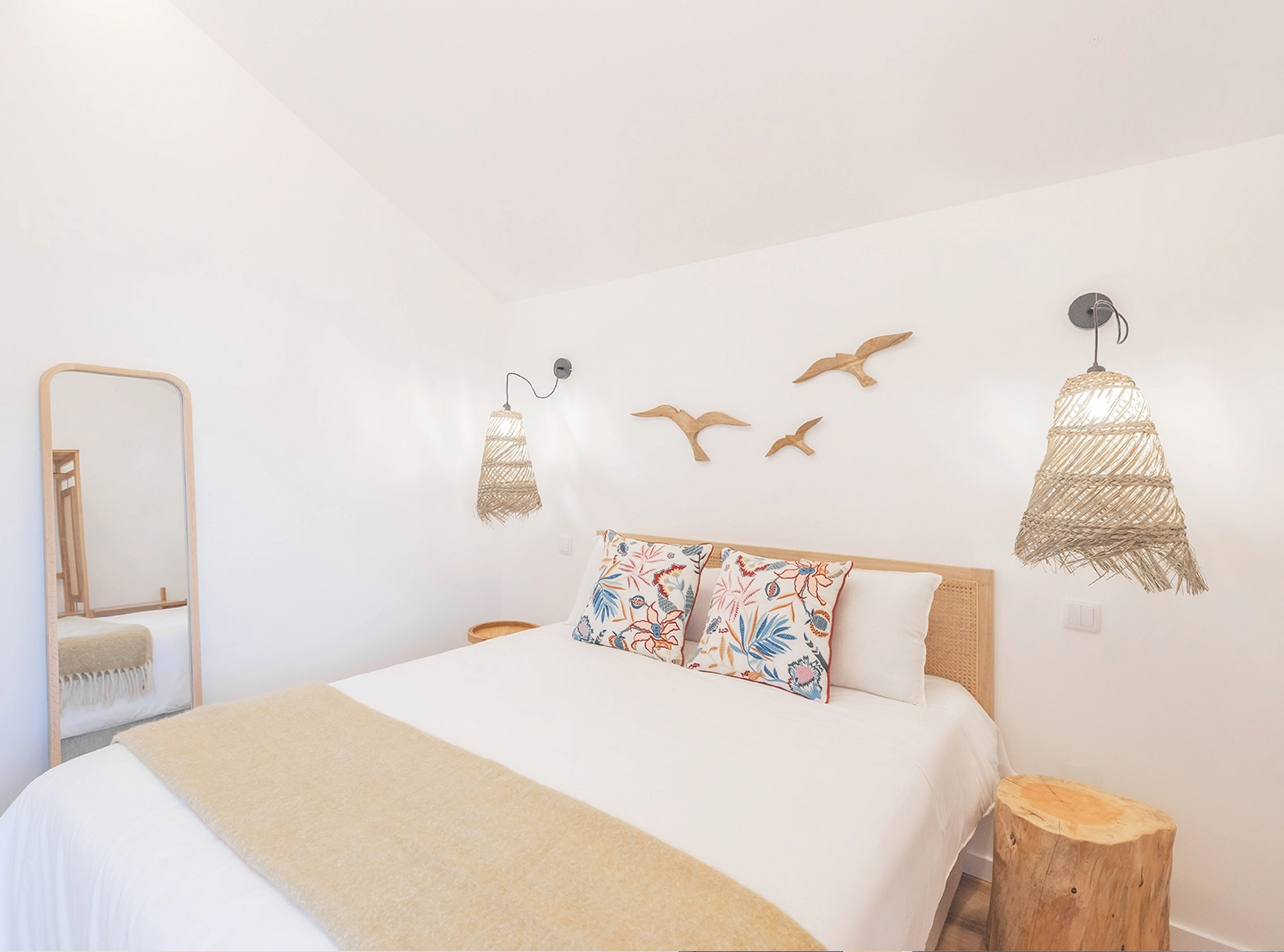 Quarto ( Cama de Casal) 