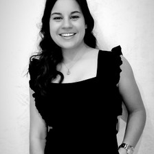 Bruna M.