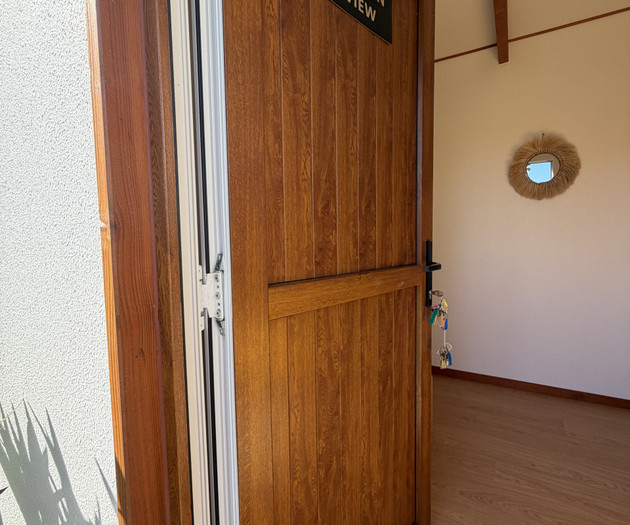 Apartment entrance door sign