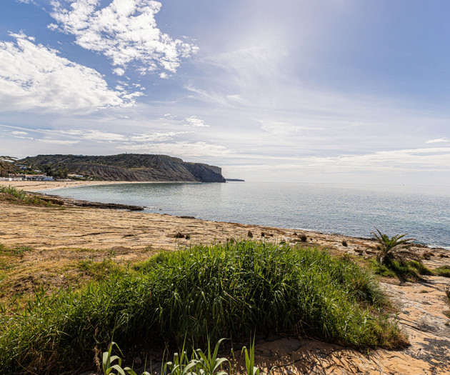 Coral Sea View: | Prime Location | Nomads