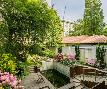 Room for a girl near Metro Wilanowska in Warsaw