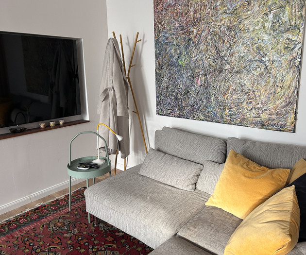 Stylish 1.5-BR Apartment in an Excellent Location