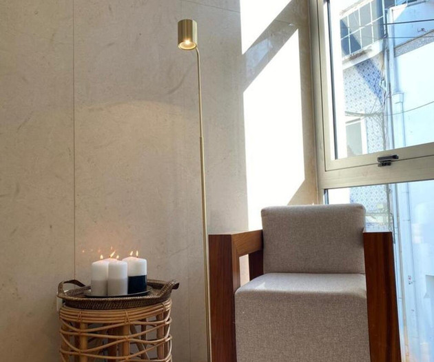 Elegant 2-Bedroom Duplex with Terrace in Aveiro
