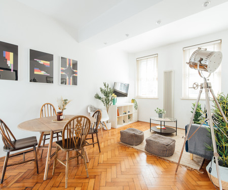 Unique 2 Bedroom Flat - Stoke Newington