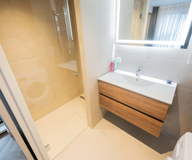 Premium 1BDR Apartment  KS