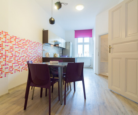 Bohemian apartment 10 minutes from Old Town!