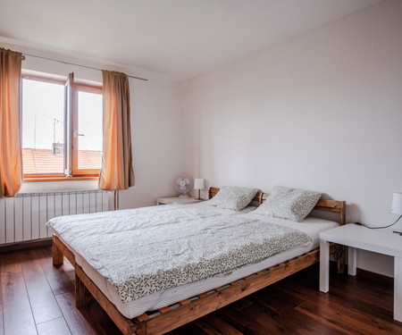 LARGE ATTIC ROOM WITH PRIVATE TOILET