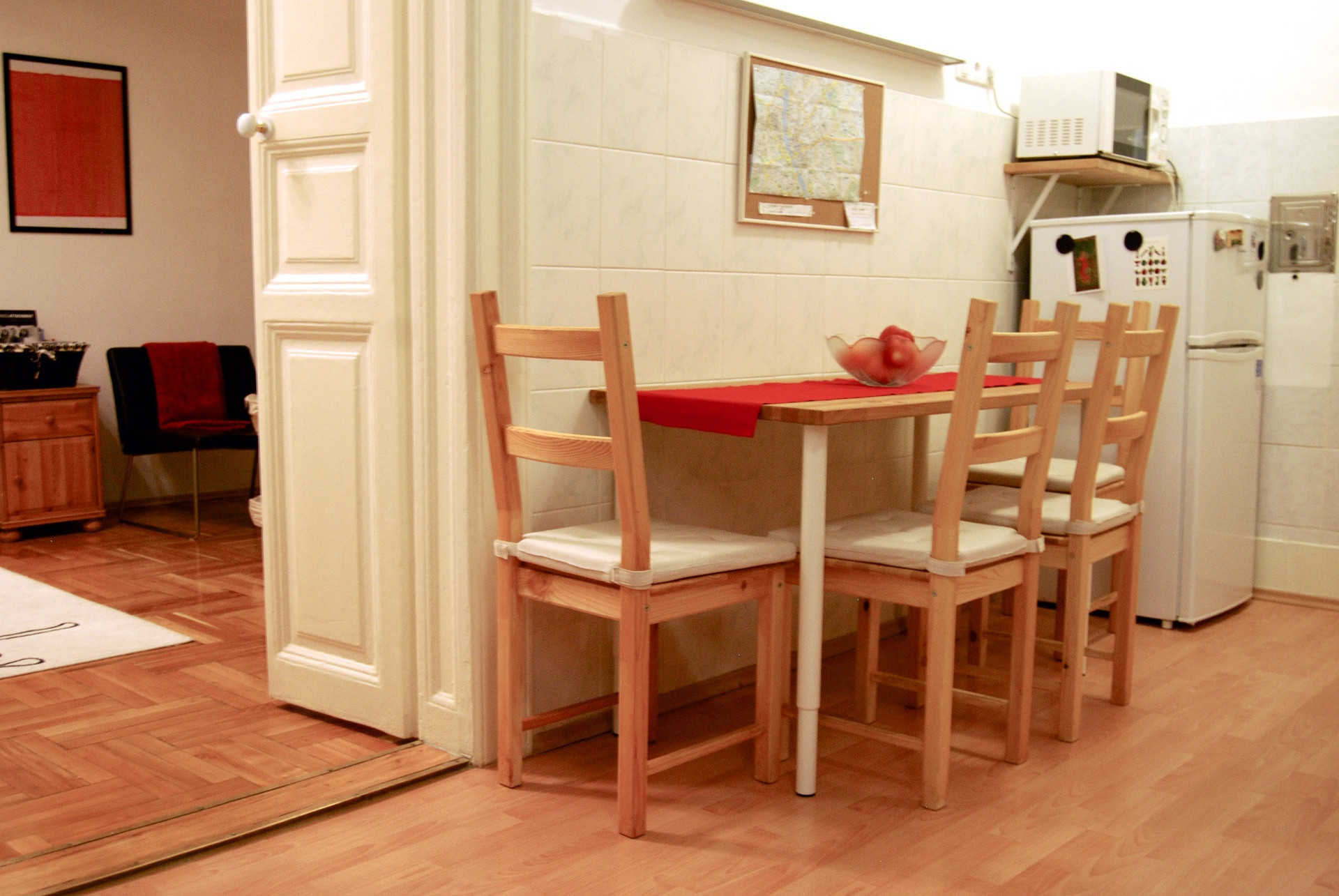 breakfast table for four, fridge