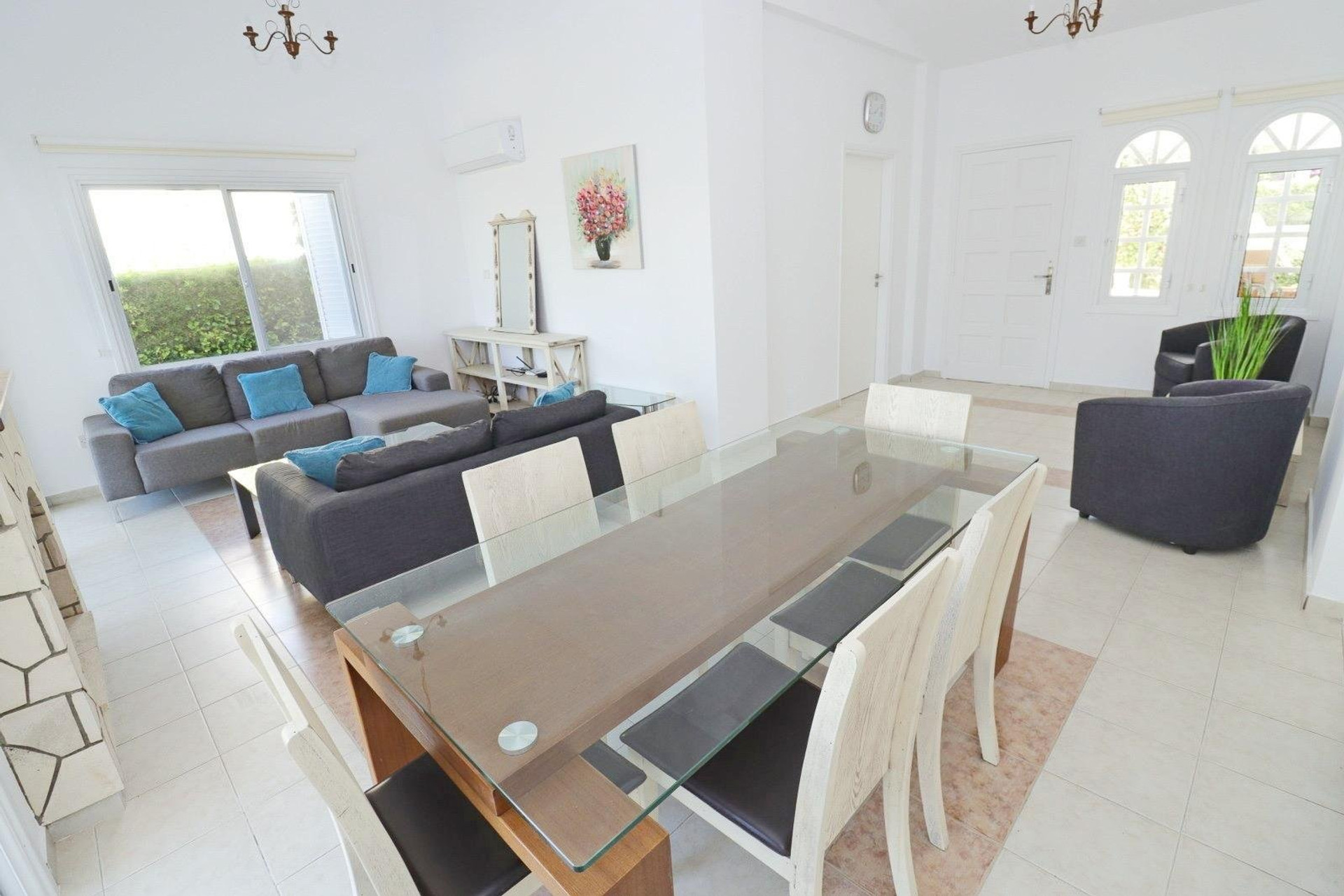 Living and Dining Area
