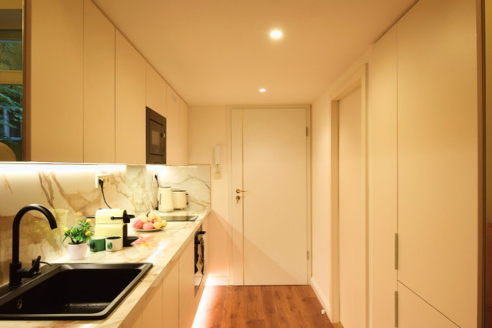 Apartman Kiralyi Pal 4 preview