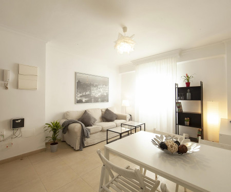 HOMEABOUT CERVANTES APARTMENT 29 (2BR 1BT)