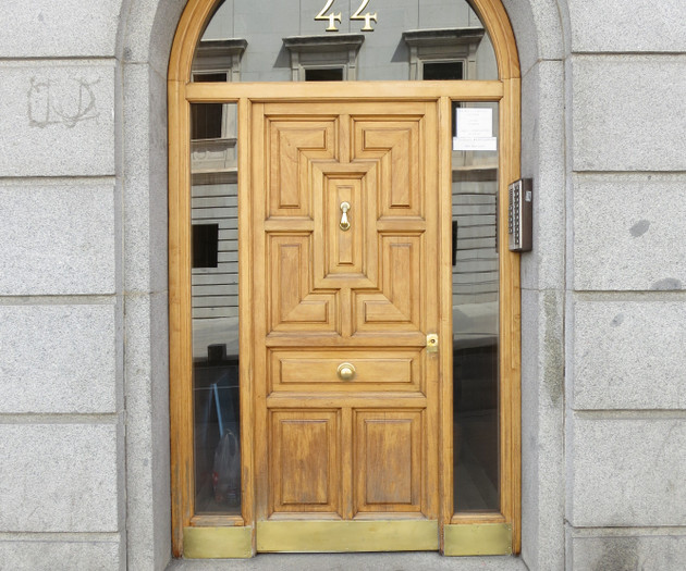 Apartamento en Cortes/ Barrio de las Letras Madrid