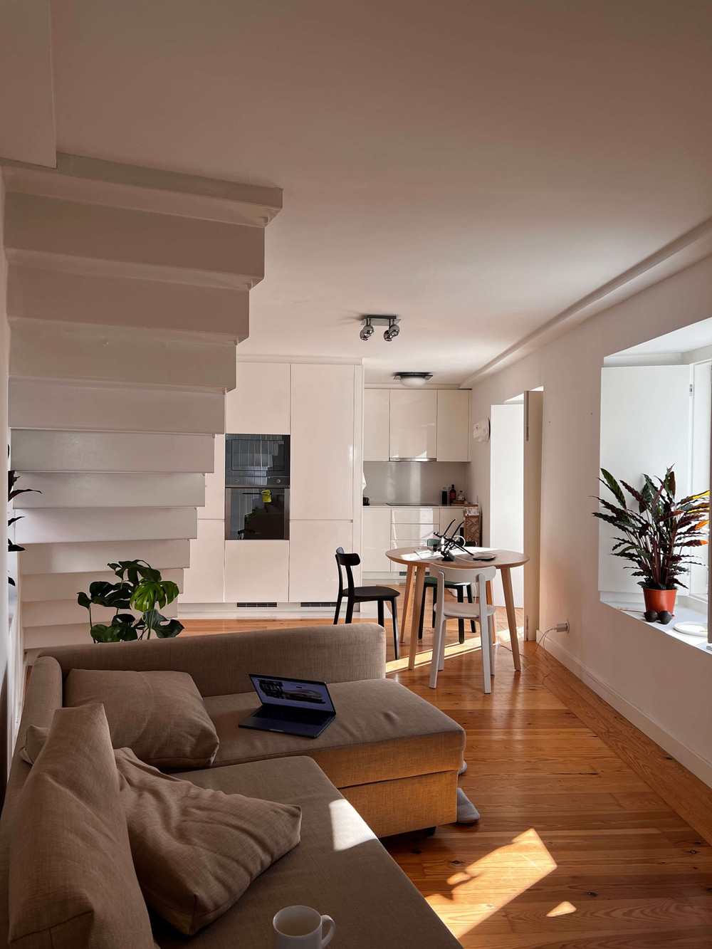 Modern 1-bedroom apartment in central Lisbon preview