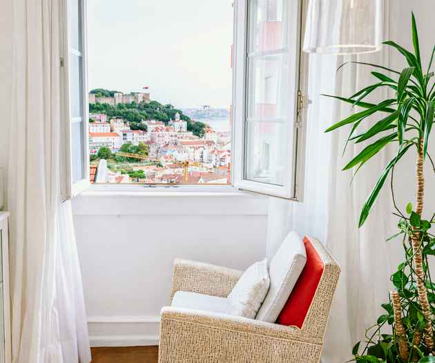 2-Bedroom Panoramic City & River Views | Graça