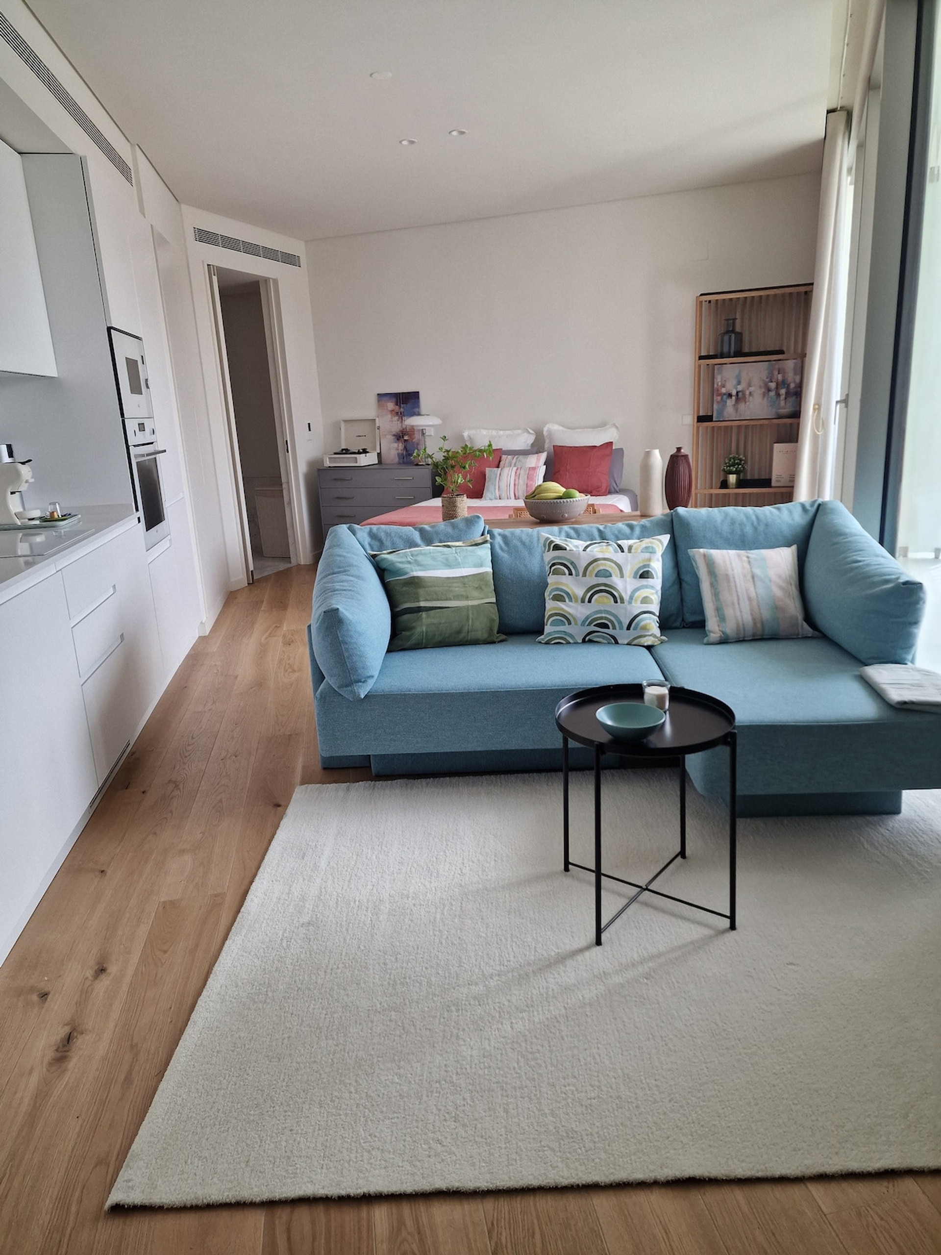 Living room image 2