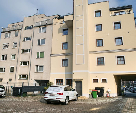 One bedroom apartment, Simmering, Kaiser-Ebersdorf