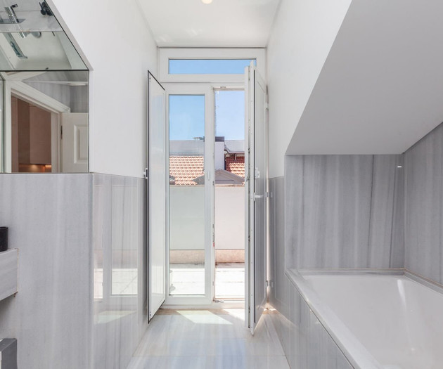 Sottomayor Penthouse in the heart of Lisbon w pool