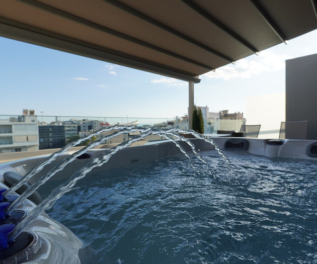 The Riviera Loft & Private Jacuzzi by Unoblu®