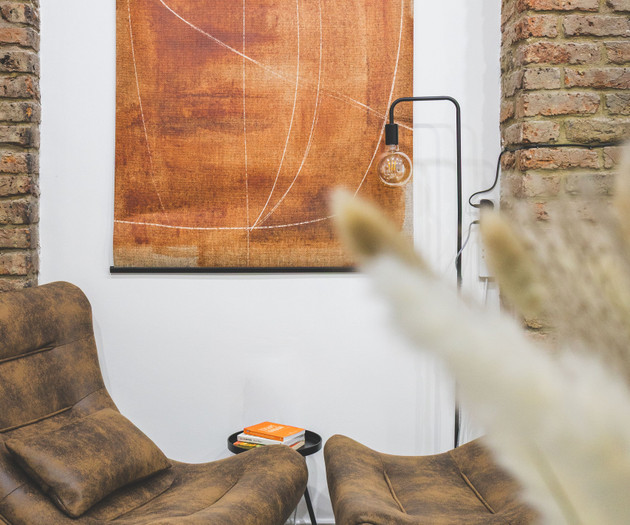 Spacious Cosy Studio Flat Kilburn 03
