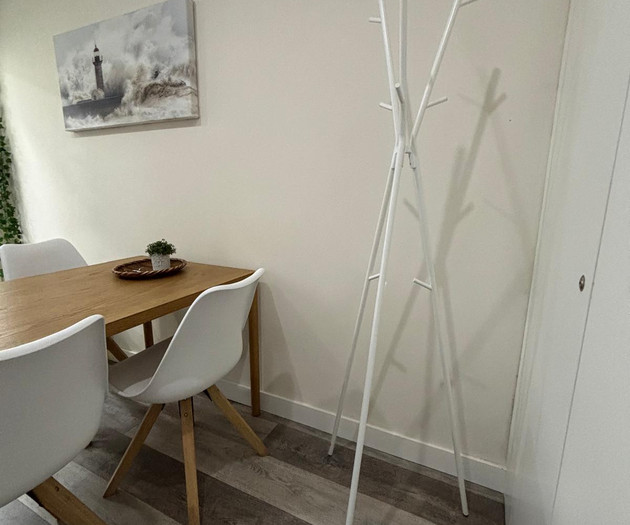 Modern 2-Bedroom Flat in Central Cedofeita, Porto