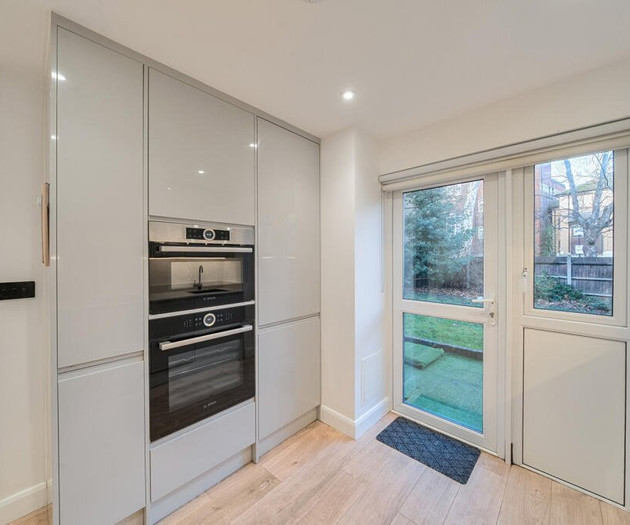 Beautiful 2 bed flat in Central London.