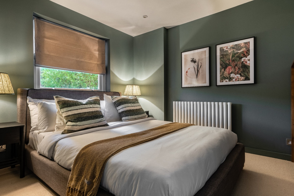 The Heart of Shepherds Bush - Modern 2BDR Apartmen