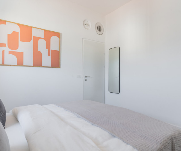 Blueground | Nahalat Byniamin,High End,Balcony -36