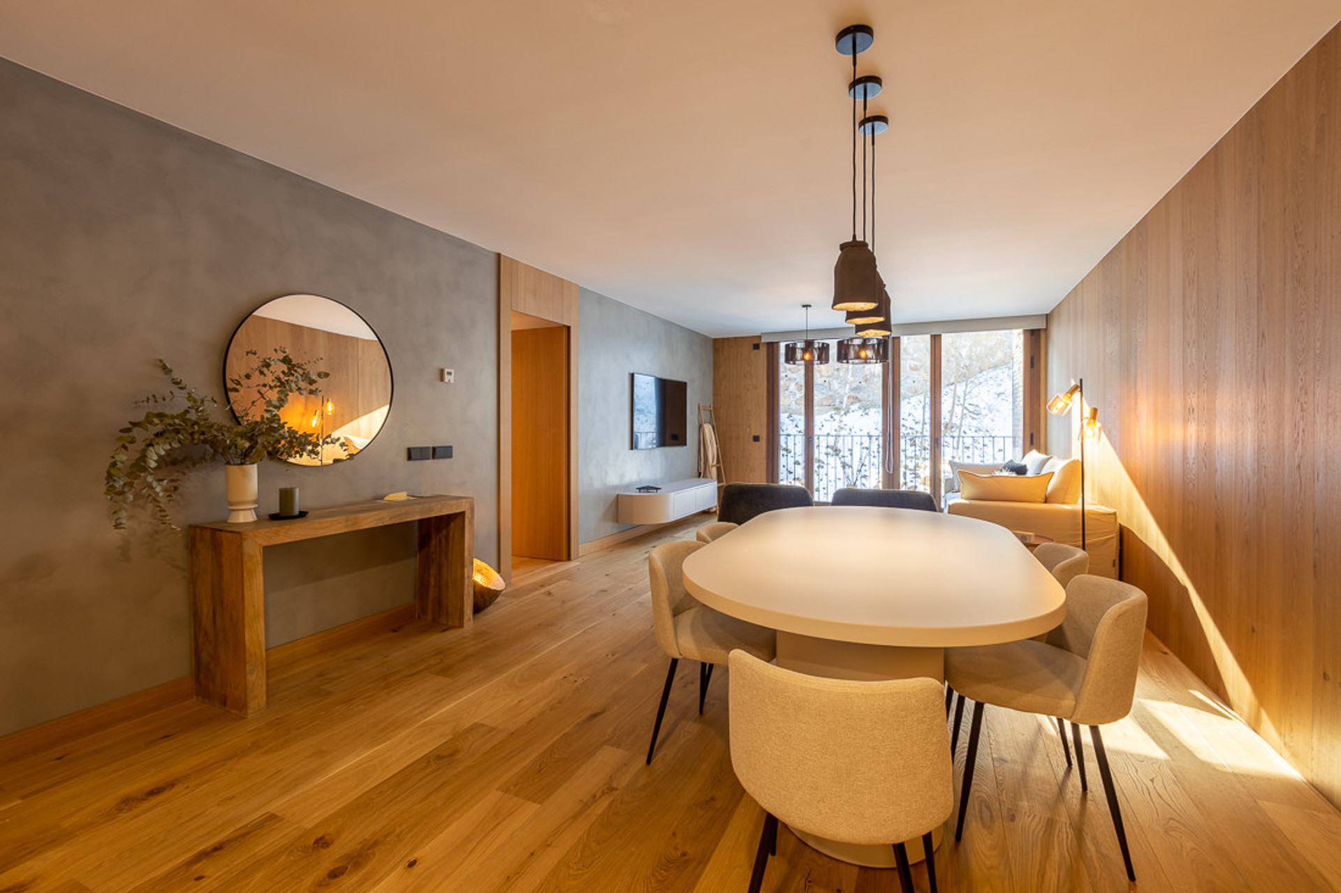DINNING ROOM