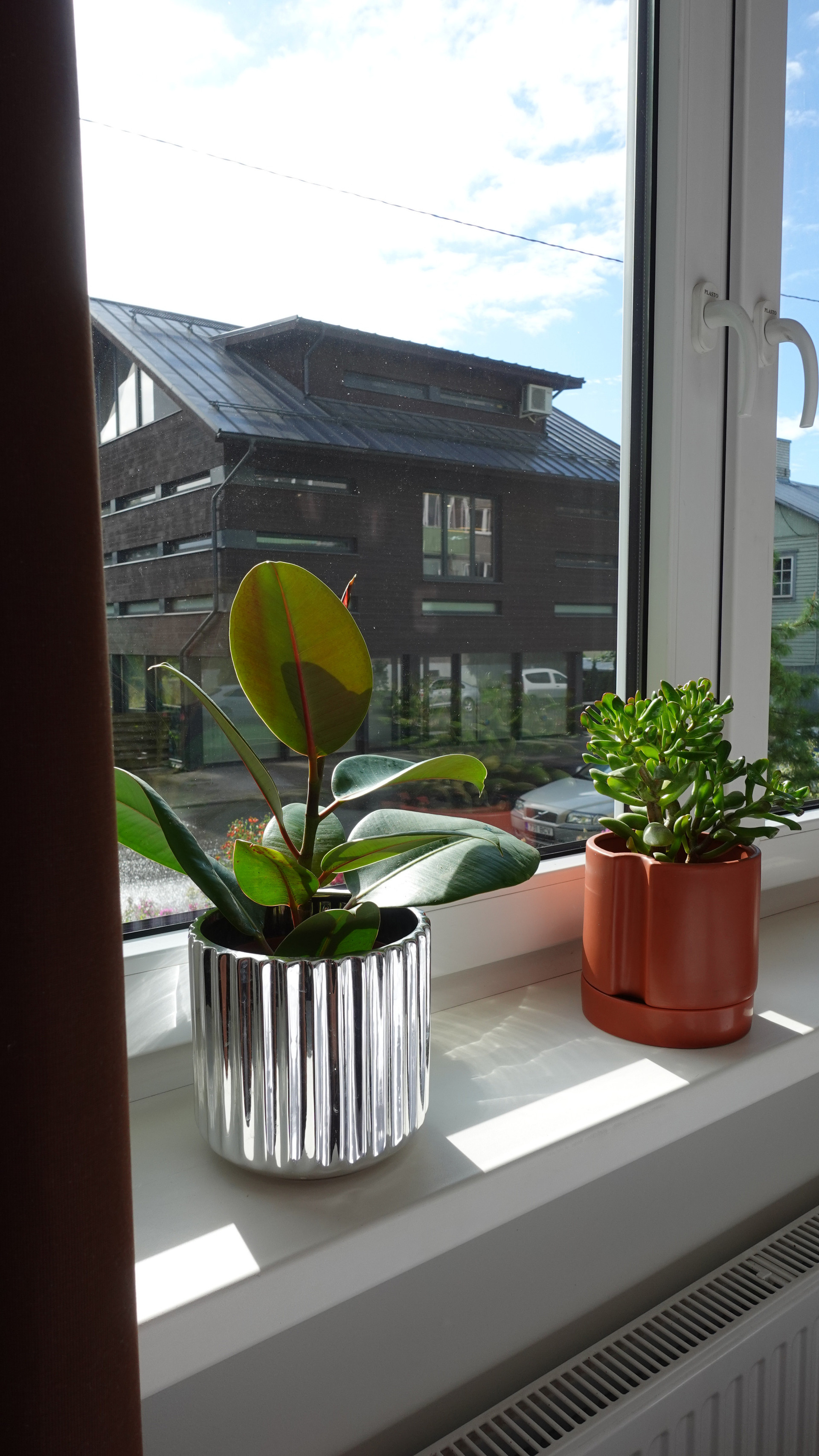 Plants only need watering once a week (can stay of go, depending on your preference)