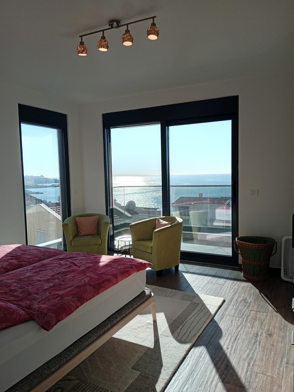 Apartment right by the sea with balcony preview