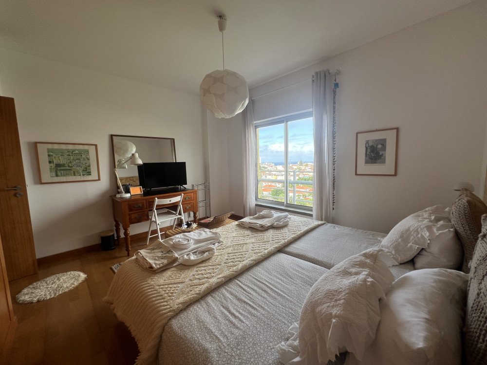 Room in residential area of ​​Ponta Delgada preview