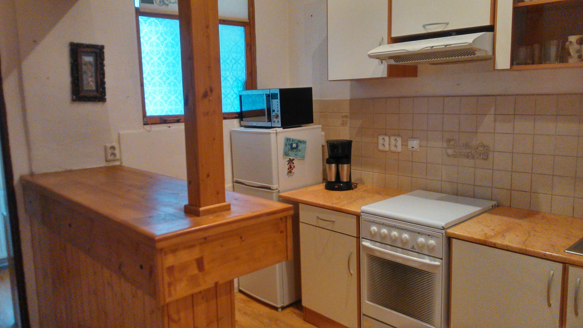 Kitchen, stove, fridge, microwave oven
