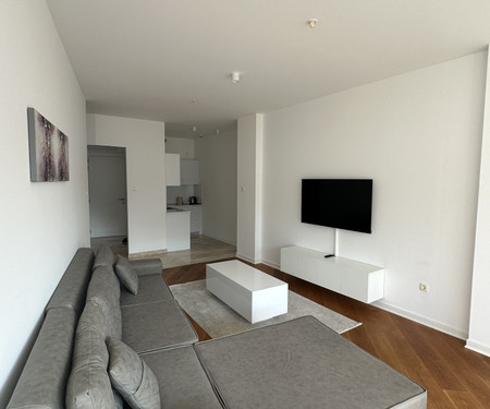 BIG Flat in Center of Budva