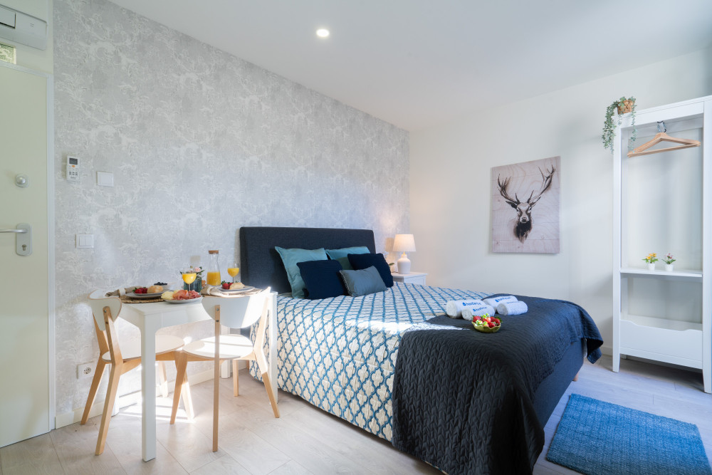 Welcoming Lovely Flat w/ Balcony preview