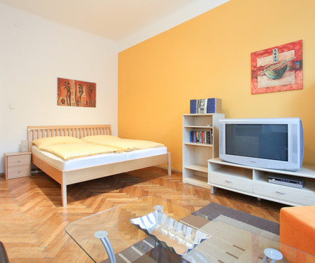 Farbenfrohes, helles Apartment für 4 Personen